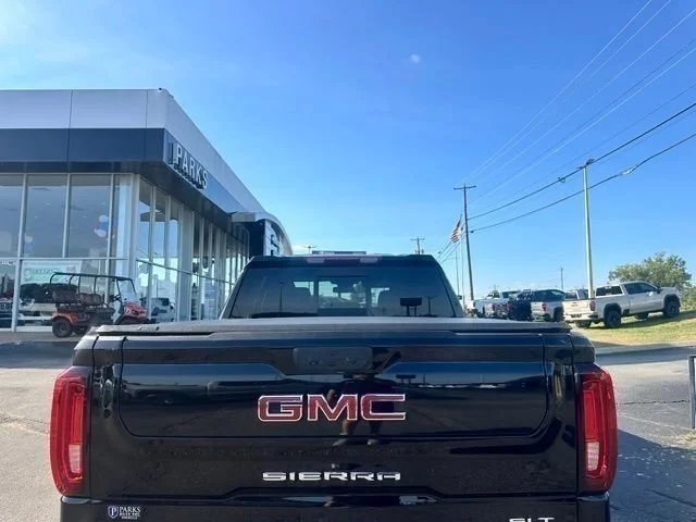 Used 2024 Onyx Black GMC SLT image 19