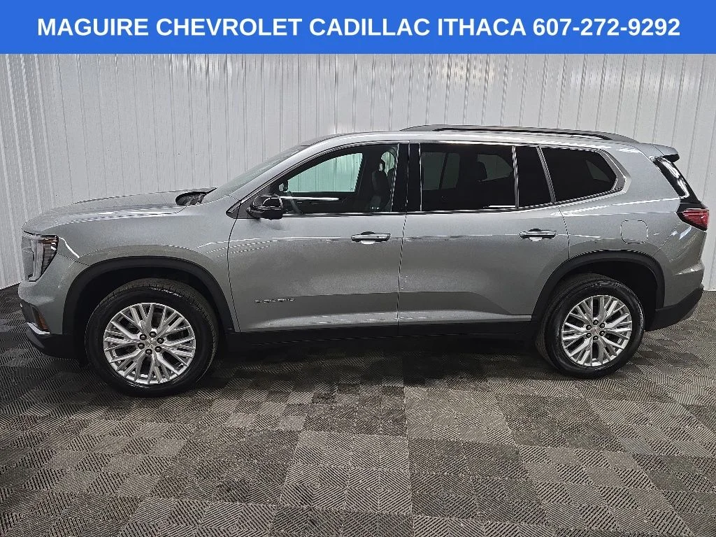 Used 2024 Silver GMC Elevation image 5