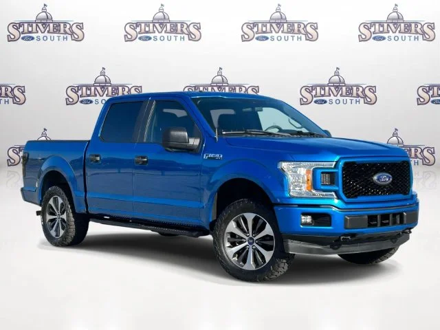 Used 2019 Blue Ford XL image 1