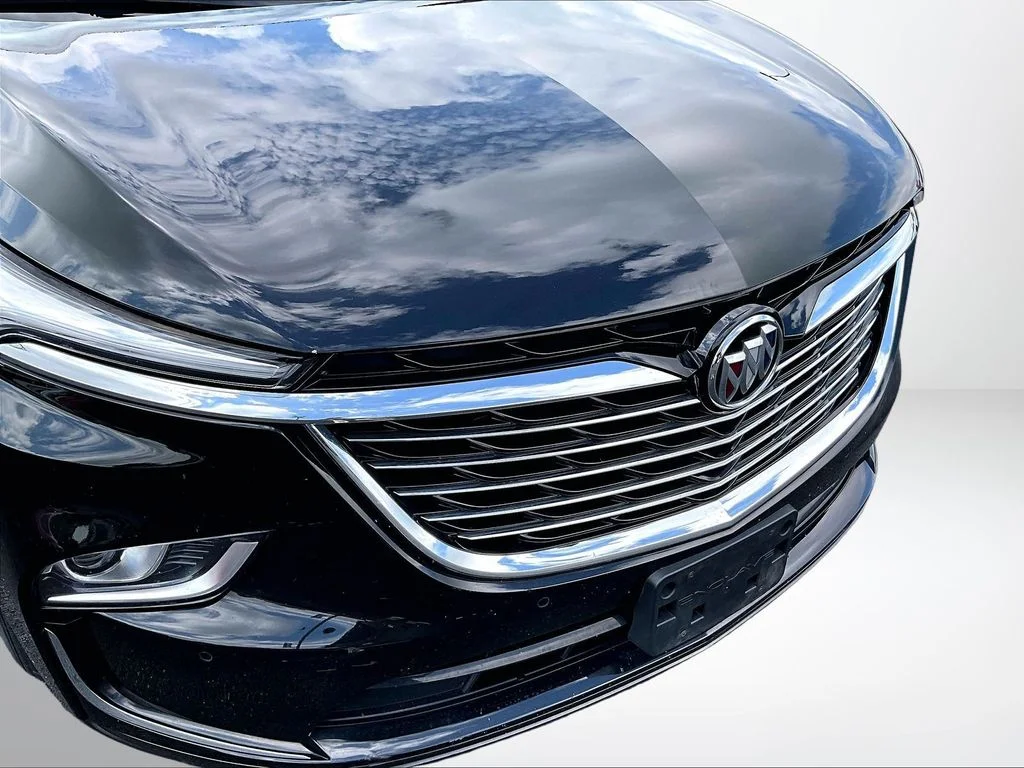 Used 2023 Black Buick Essence image 27