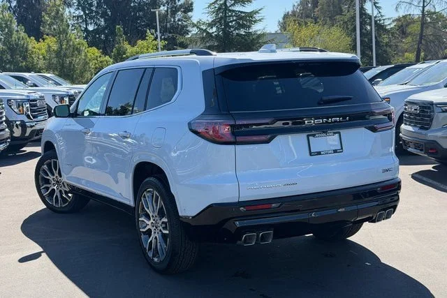 New 2026 Glacier White Tricoat GMC Denali Ultimate image 7