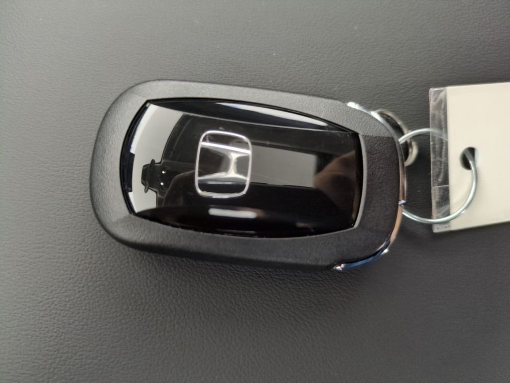 New 2026 Urban Gray Pearl Honda SE image 28