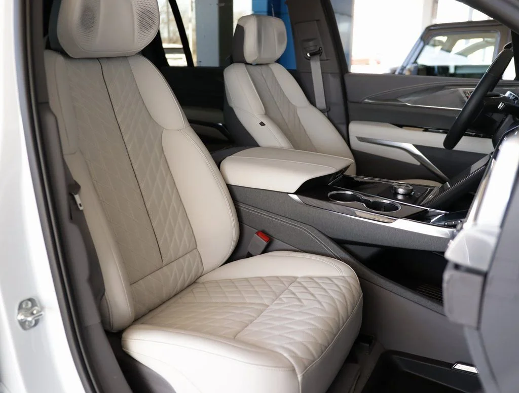 2026 Cadillac Escalade IQ Luxury - Photo 44