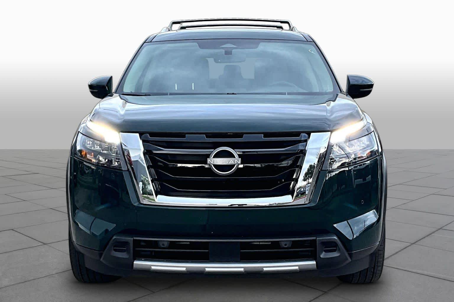 Certified Pre-Owned 2025 Nissan Pathfinder Platinum