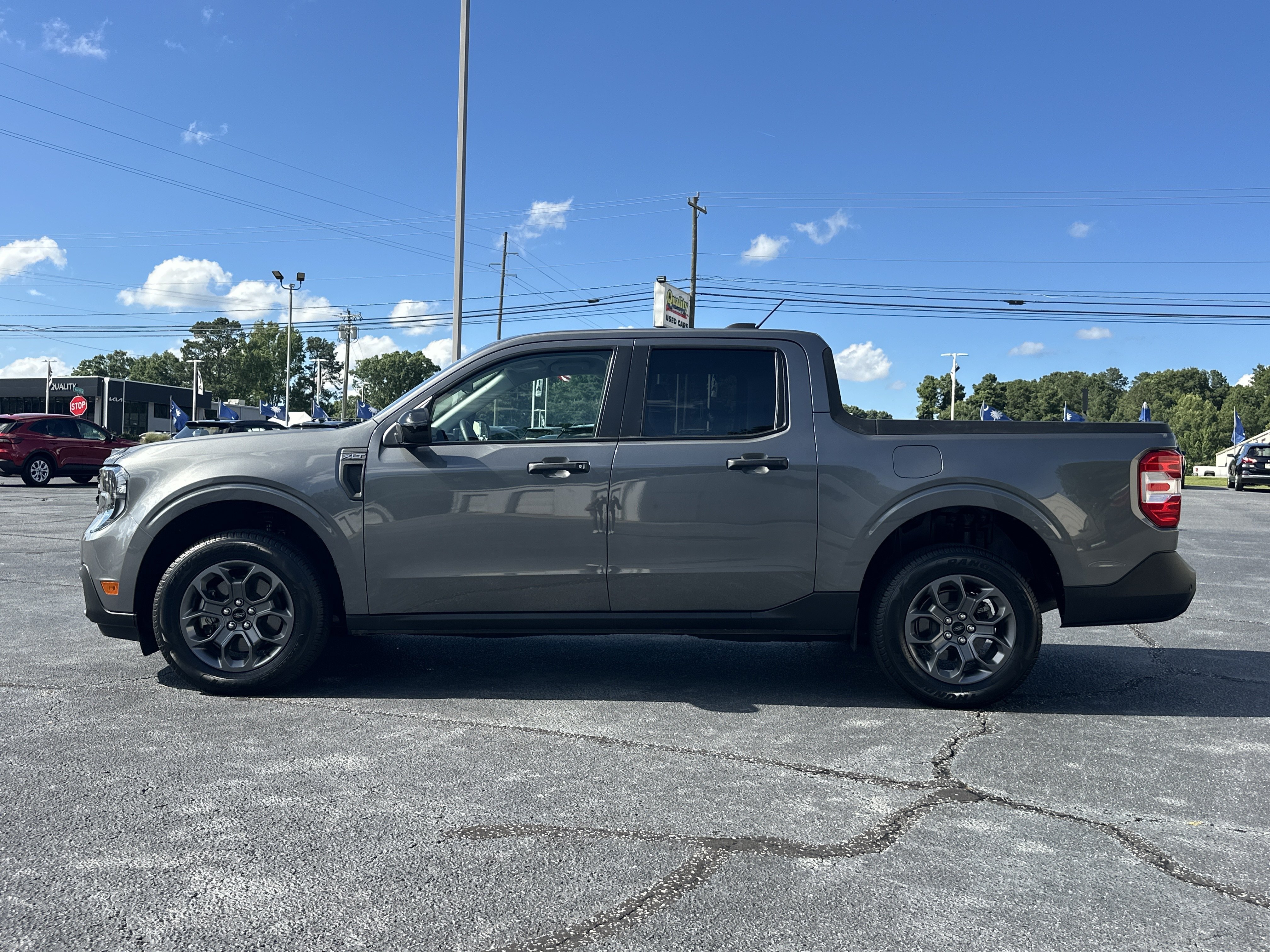 Used 2025 CARBONIZED GRAY Ford XLT image 5