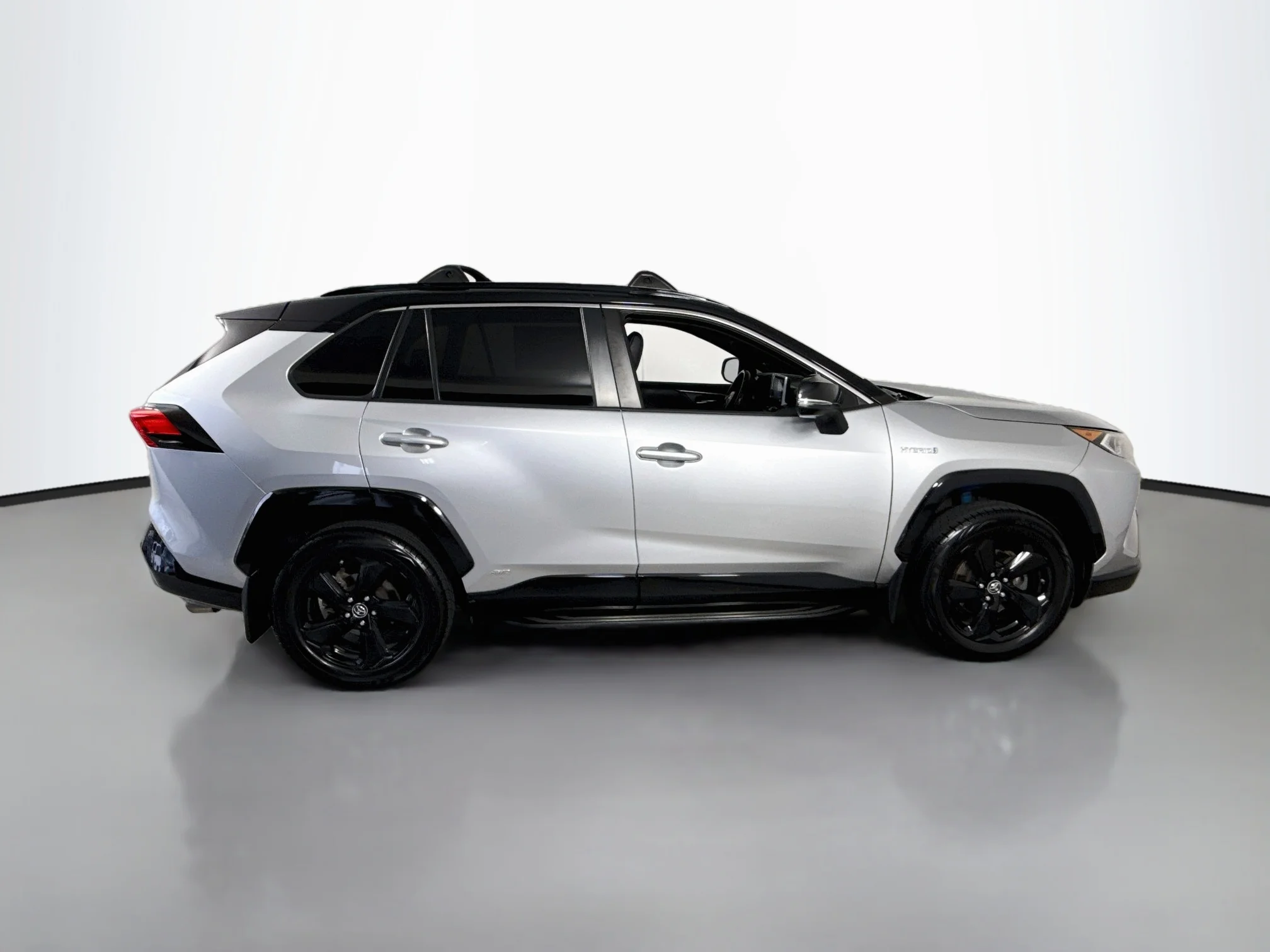 Used 2019 Silver Sky Metallic Toyota Hybrid XSE image 8