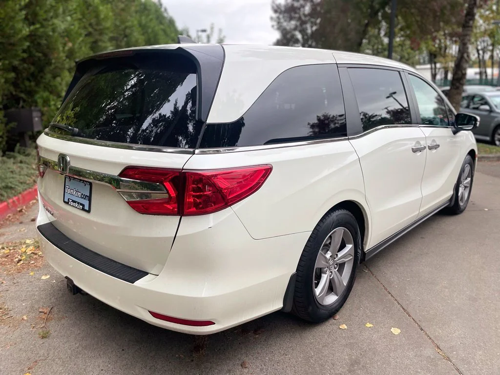 Used 2019  Honda EX-L image 4