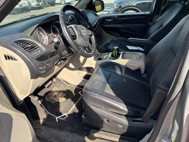 Used 2019 Silver Dodge SXT image 14
