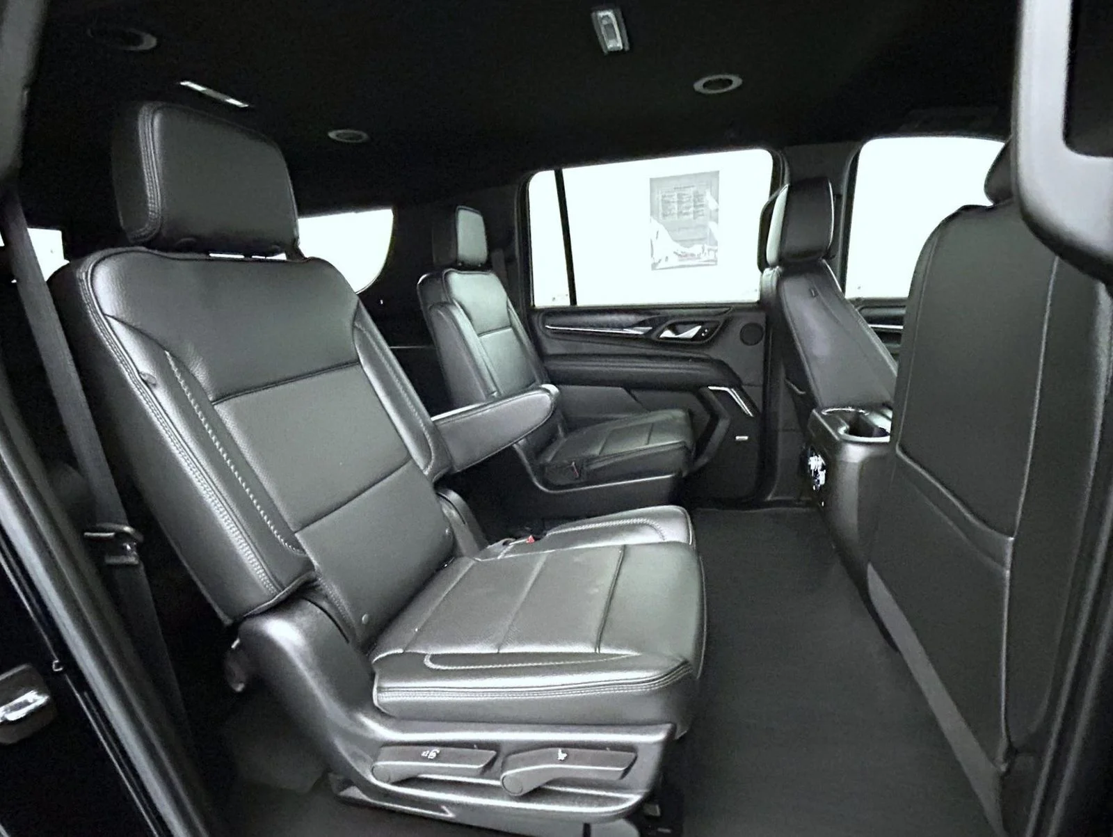 Used 2022 Black GMC Denali image 19