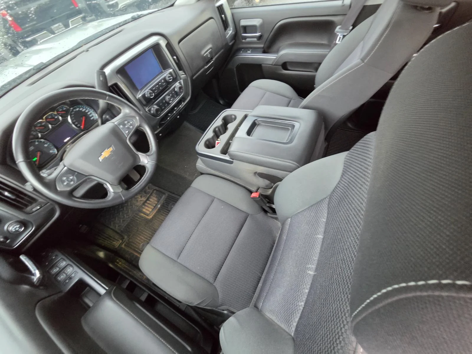 Used 2015 SILVER ICE METALLIC Chevrolet LT image 11
