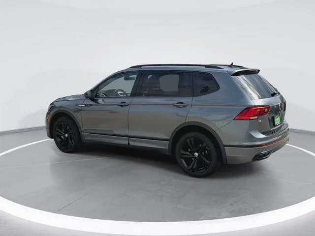 Used 2024 Gray Volkswagen 2.0T SE R-Line Black image 7