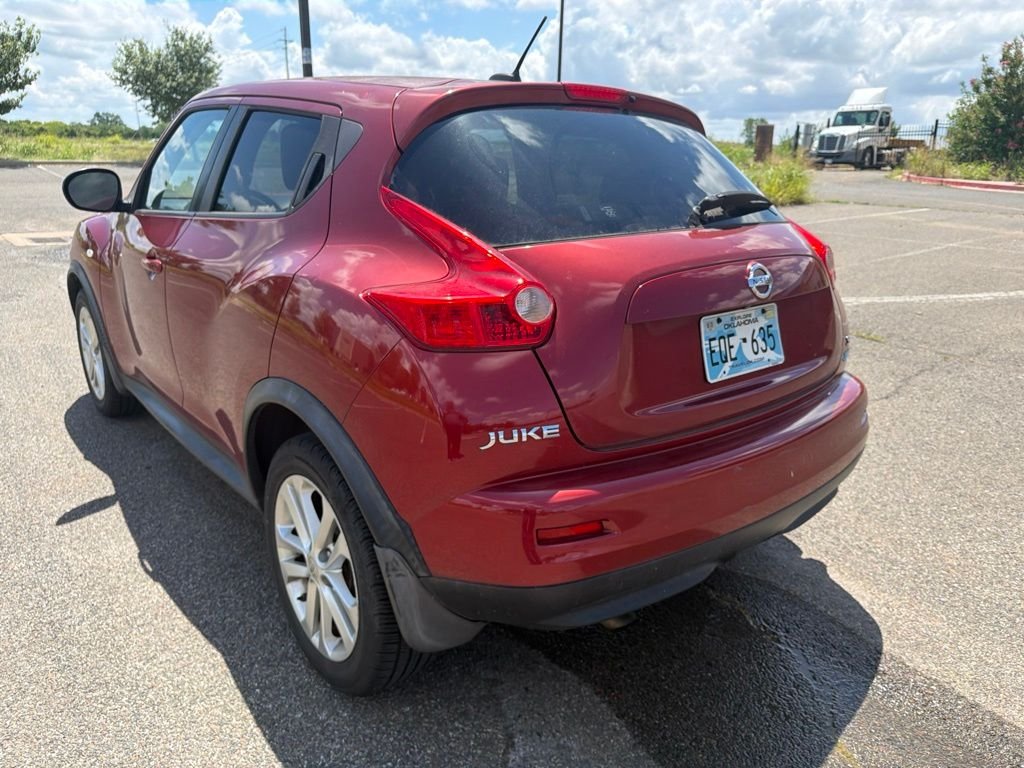 Used 2013 Red Nissan SL image 6