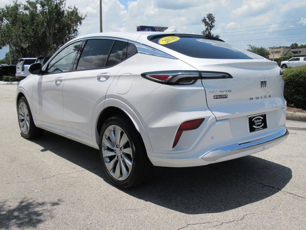 Used 2024 White Buick Avenir image 5