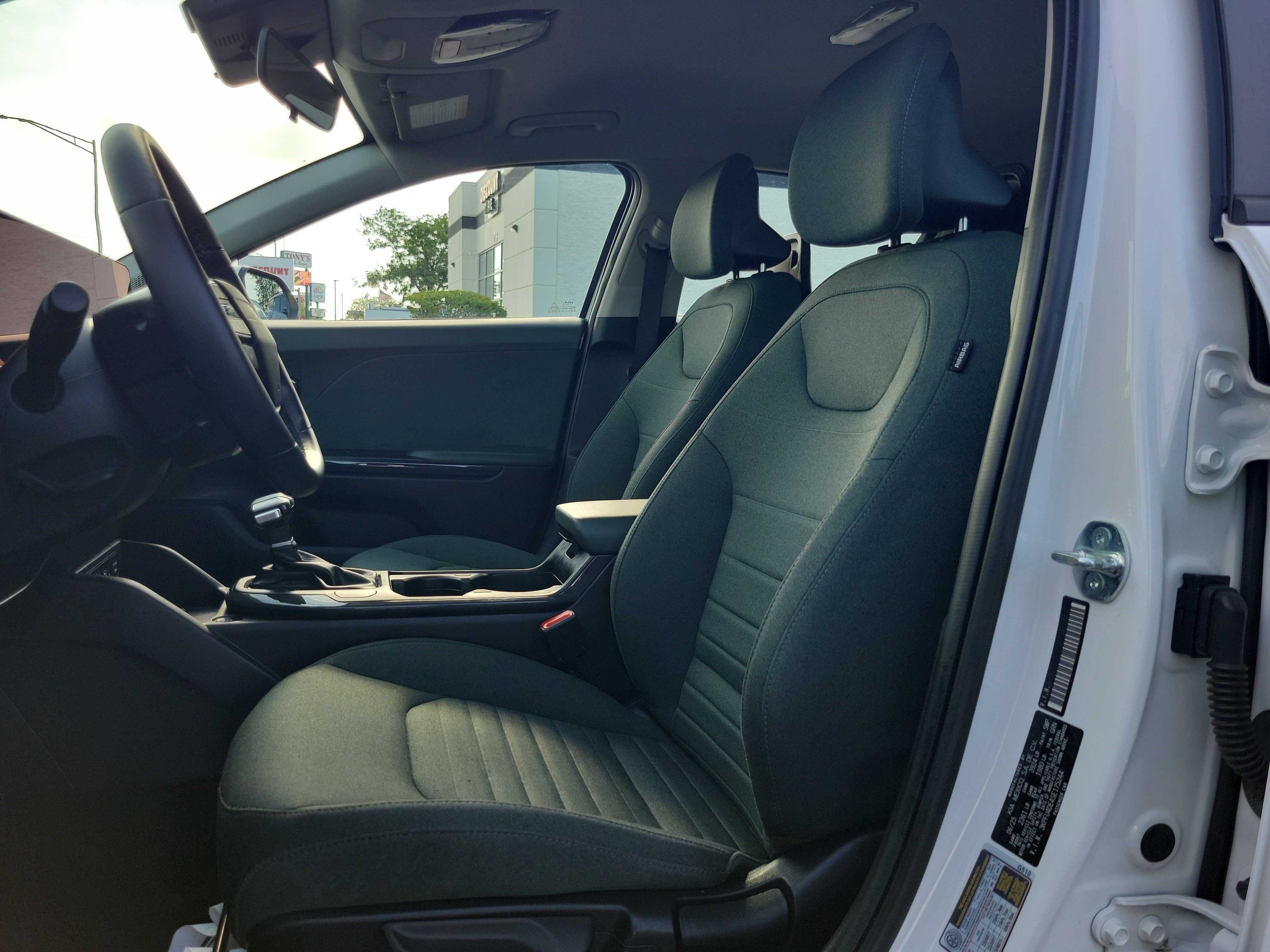 Certified Used 2025 Snow White Pearl Kia EX image 20