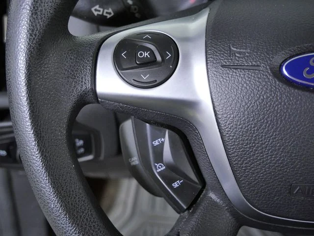 Used 2013  Ford SE image 26