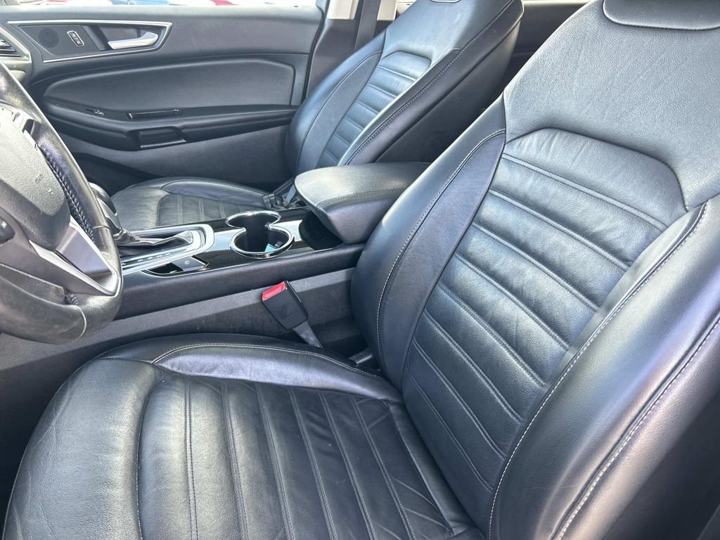 Used 2016 Ingot Silver Ford SEL image 29