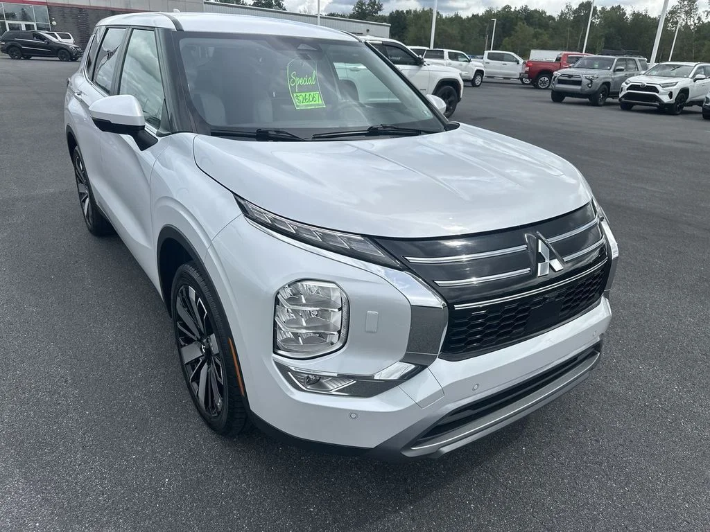 2025 Mitsubishi Outlander