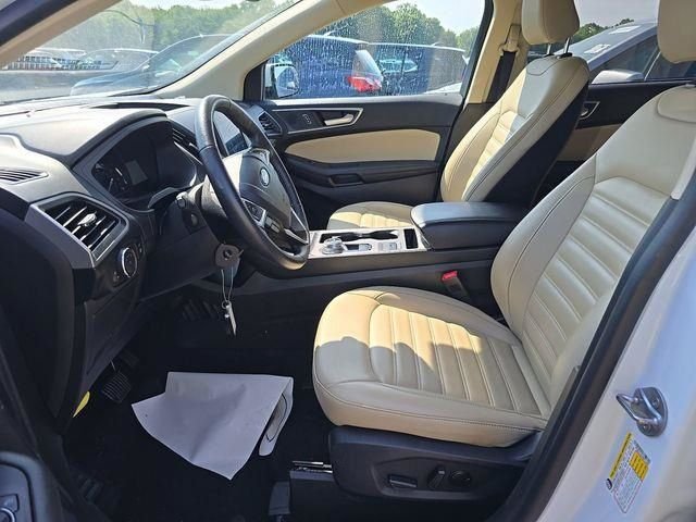 Used 2024 White Ford SEL image 2
