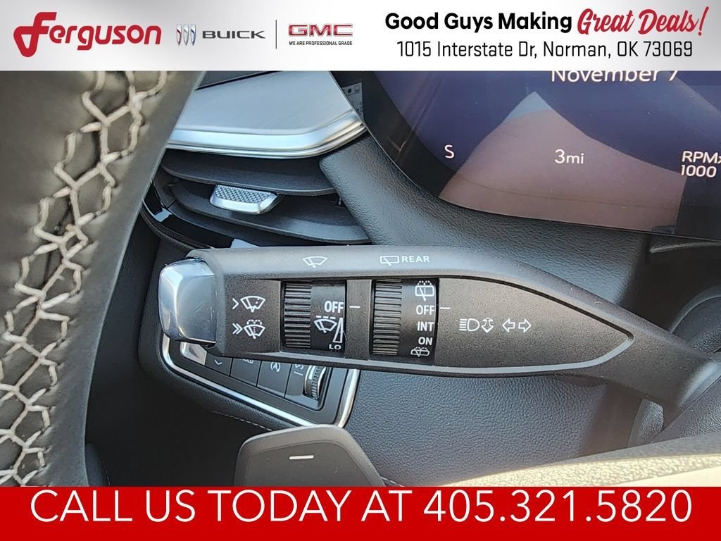 New 2026 Cherry Red Tintcoat Buick Avenir image 23