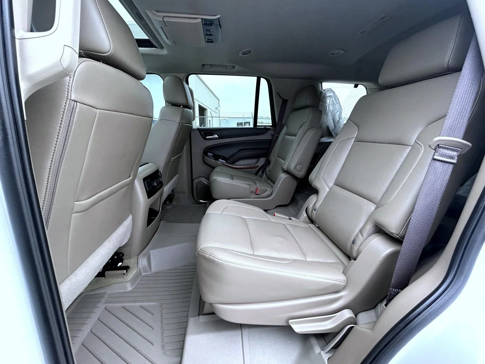 Certified Used 2018 White Chevrolet Premier image 21