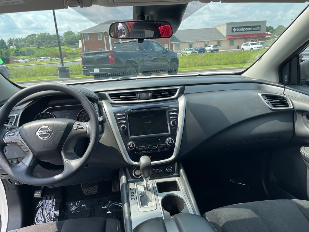 Used 2020 White Nissan S image 15