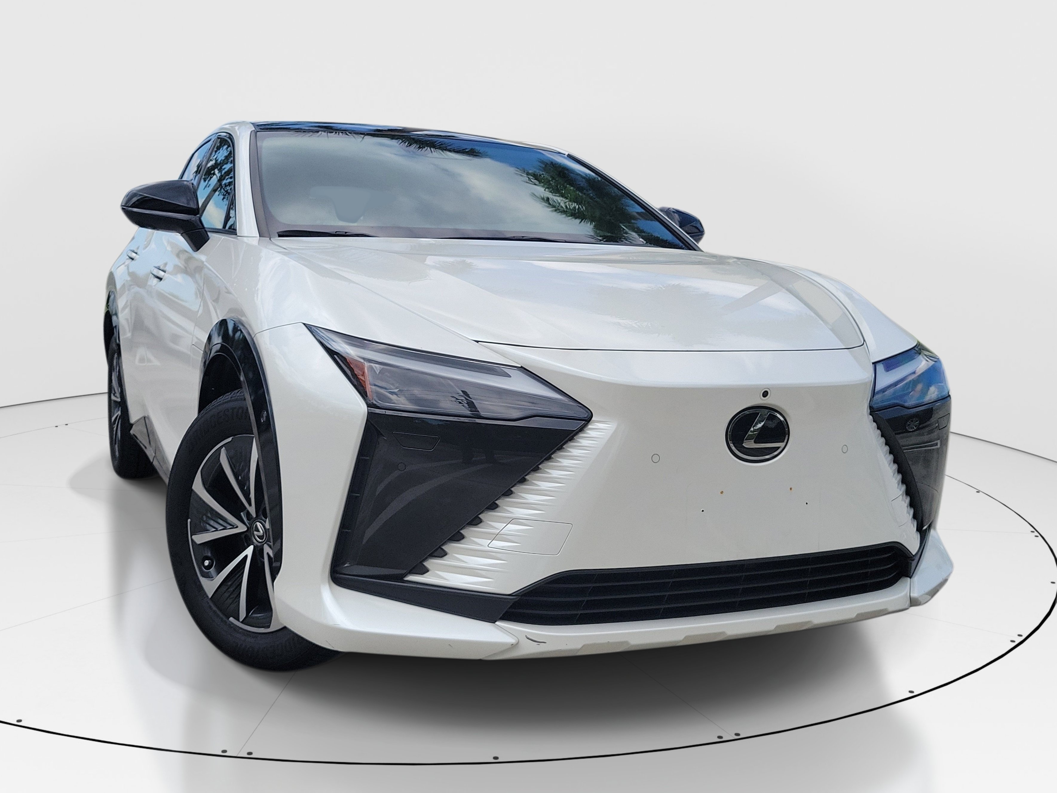 Certified Used 2023 White Pearl Lexus RZ 450e Premium image 2