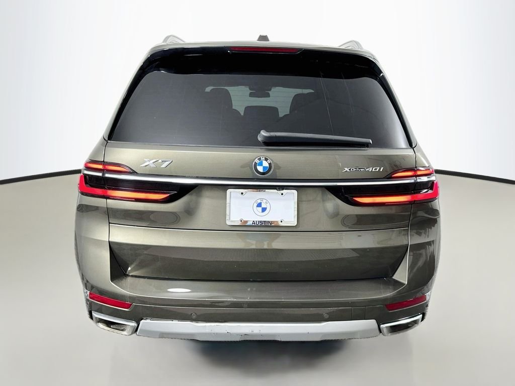 Certified Used 2024 Manhattan Green Metallic BMW xDrive40i image 6