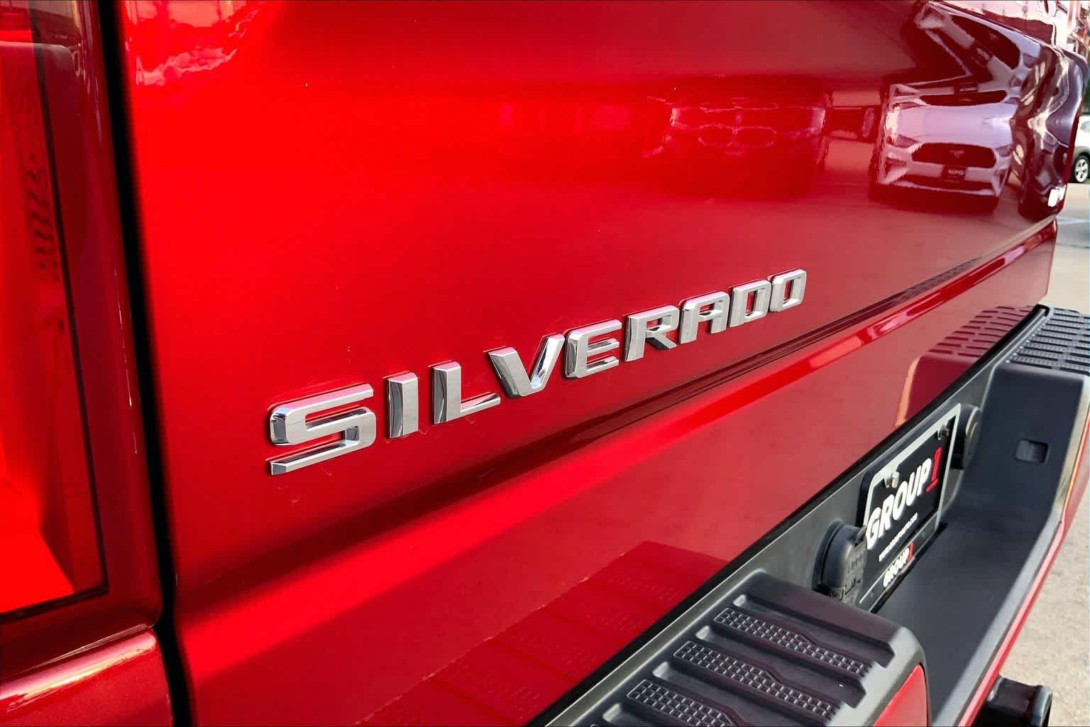 Used 2021 Cherry Red Tintcoat Chevrolet RST image 29