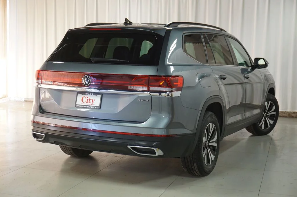 Certified Used 2025 Gray Volkswagen 2.0T SE image 22