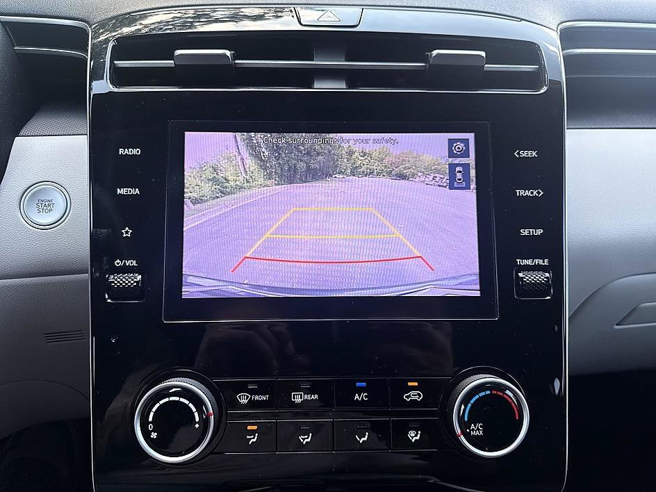 Used 2022 Amazon Gray Hyundai SEL image 15