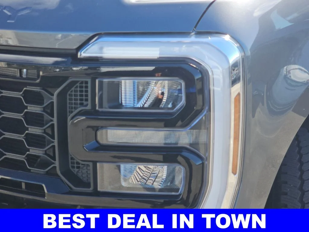 New 2026 Carbonized Gray Metallic Ford F-250® Lariat® image 33