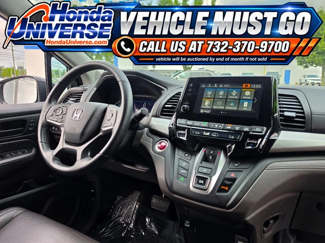 Used 2022 Lunar Silver Metallic Honda EX-L image 14