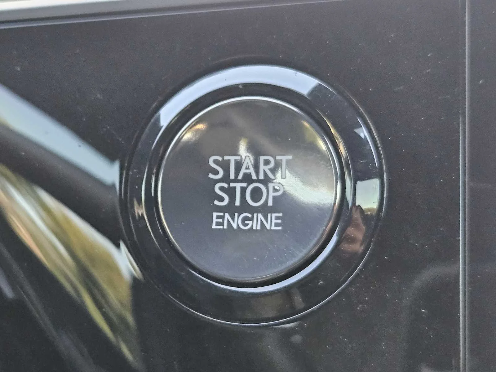 Certified Used 2025 CAVIAR Lexus Premium image 16