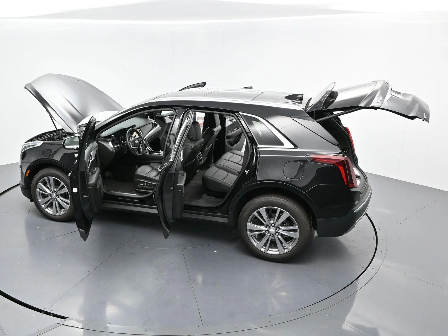 Used 2025 Stellar Black Metallic Cadillac Premium Luxury image 43