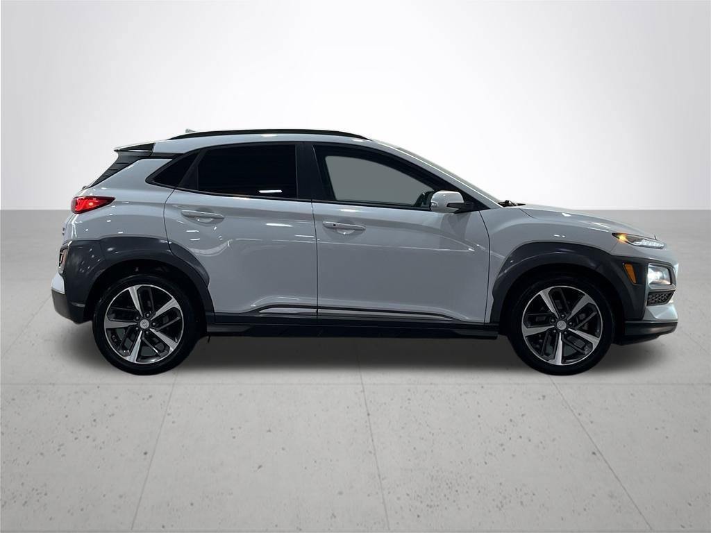 Used 2020 White Hyundai Ultimate image 9