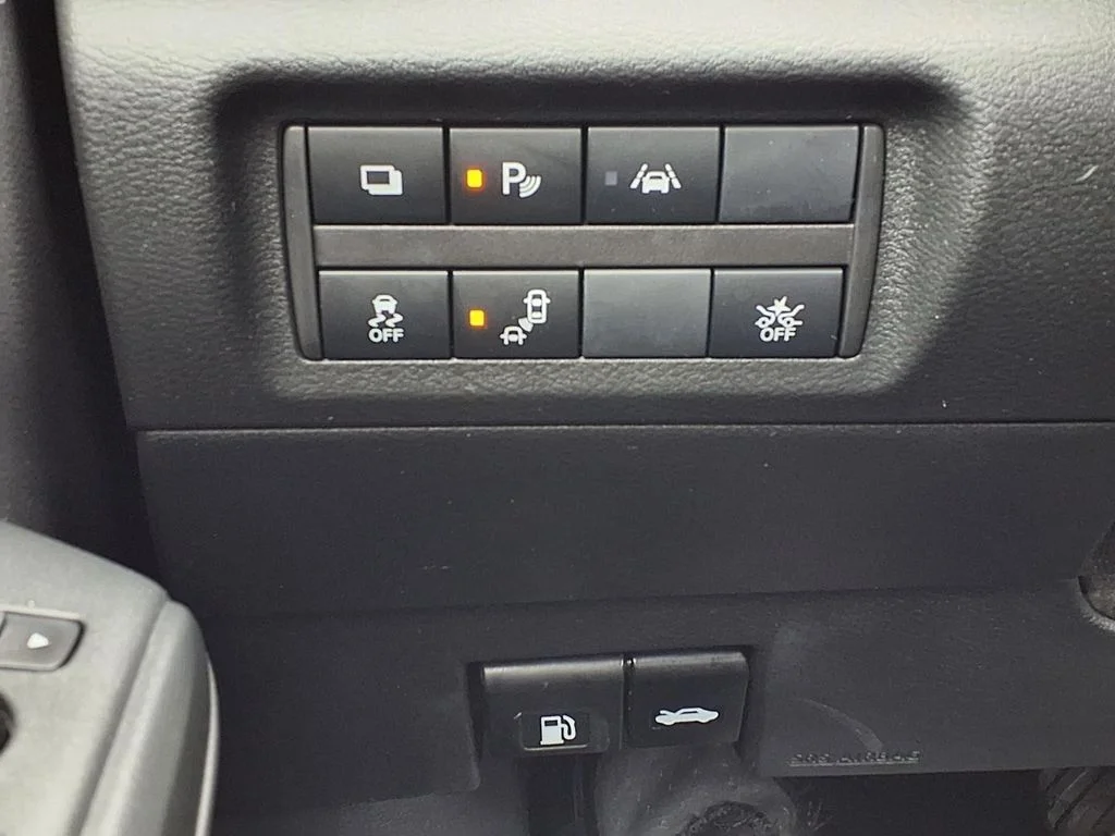 Used 2025 Blue Nissan S image 16