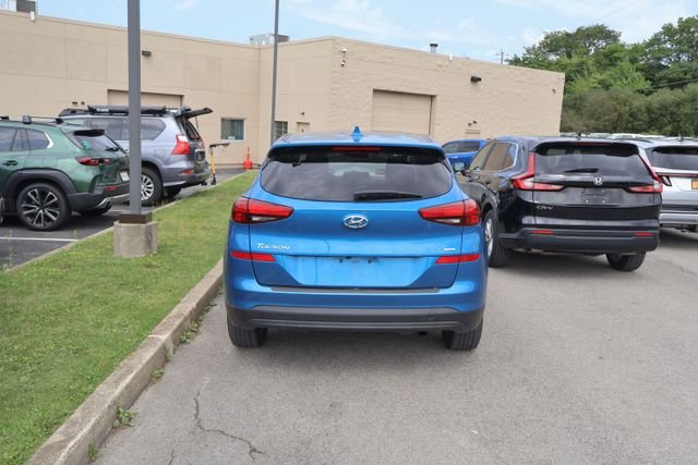 Used 2020 Blue Hyundai SE image 4