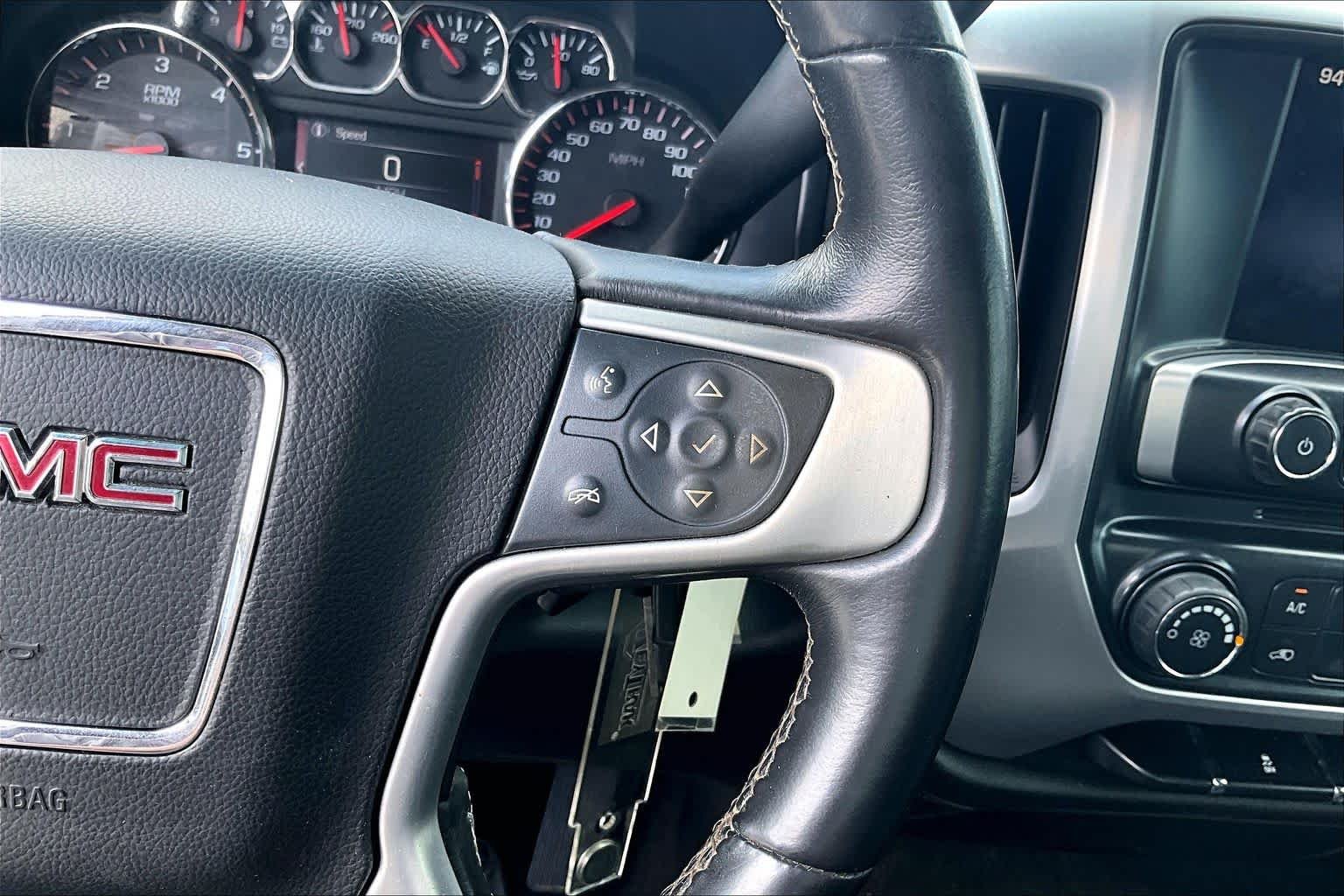 Used 2014 Summit White GMC SLE image 22