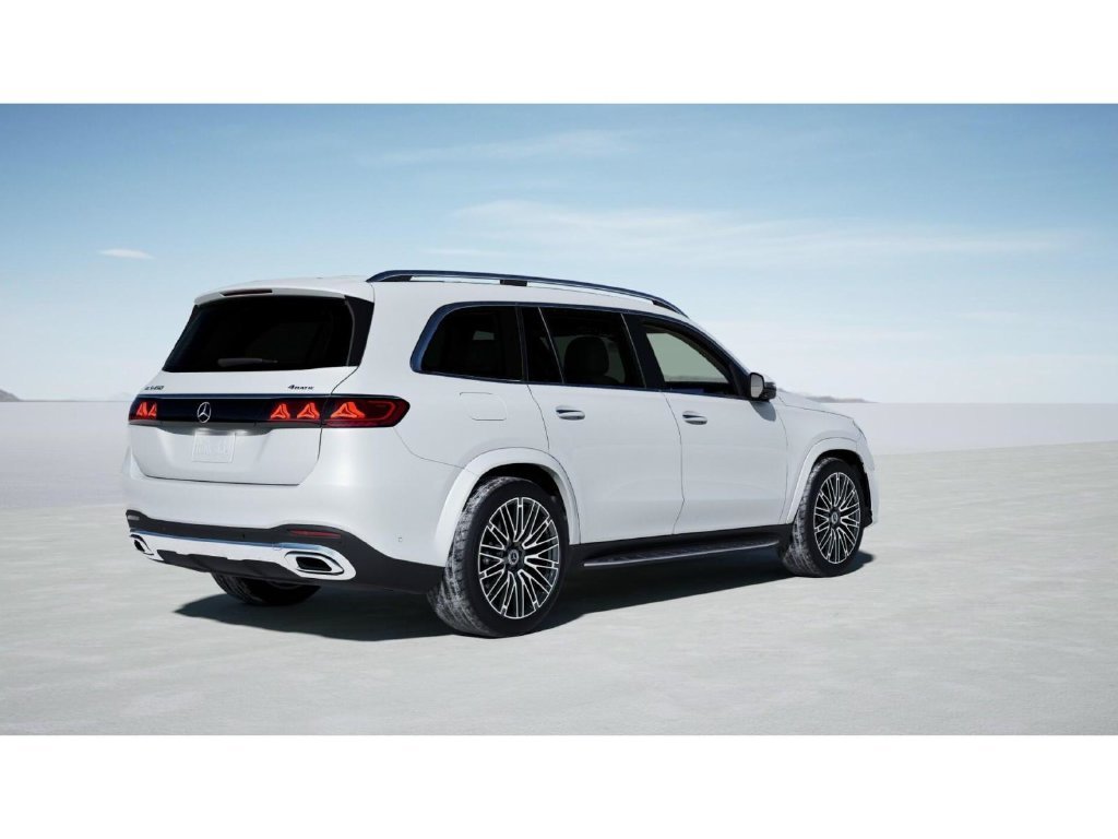 New 2027 MANUFAKTUR Moonlight White Metallic Mercedes-Benz GLS 450 image 21
