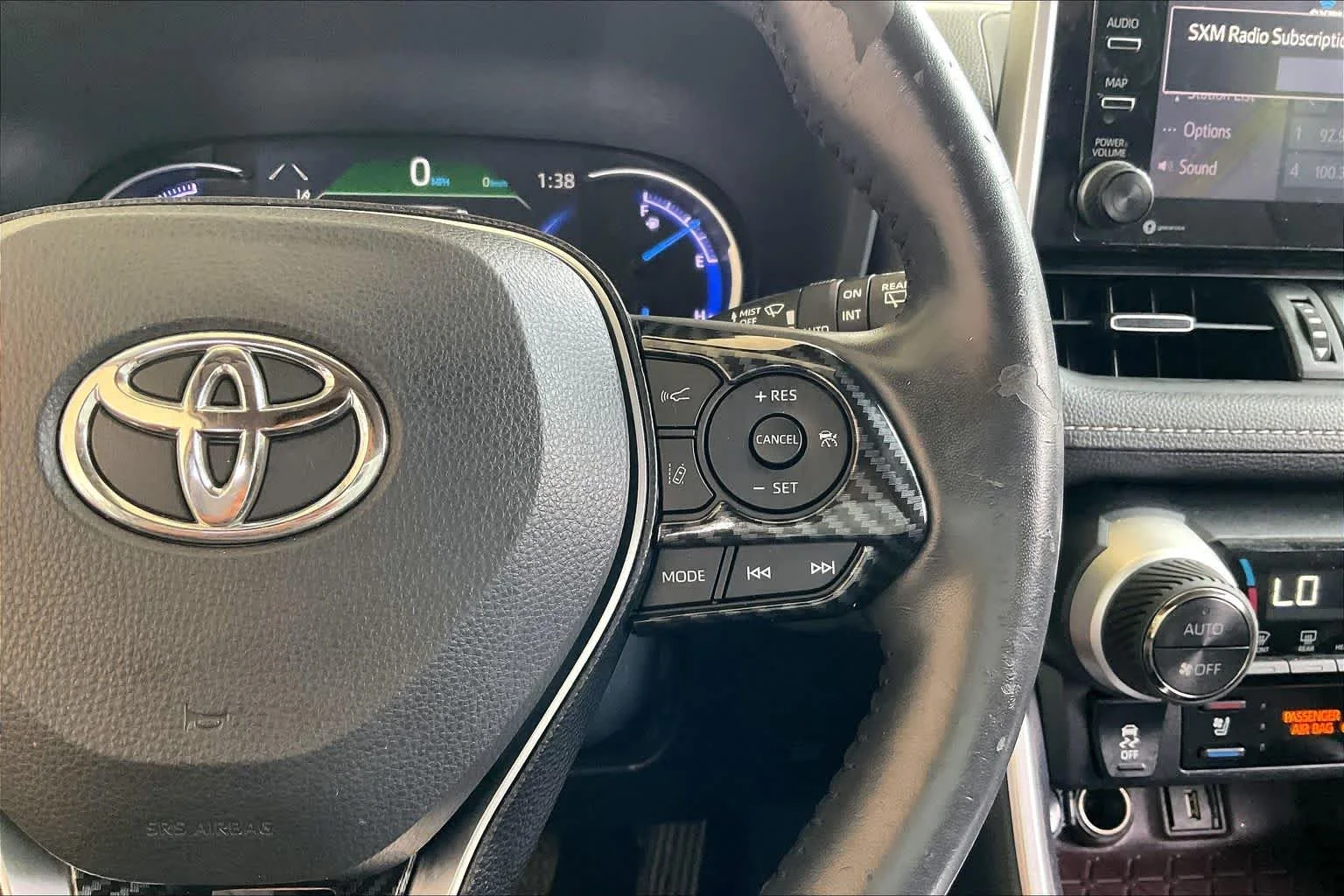Used 2020 Magnetic Gray Metallic Toyota Hybrid Limited image 23