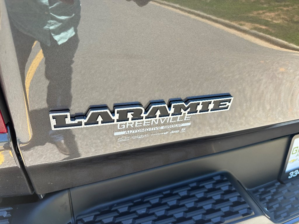 New 2026 Granite Crystal Metallic Clear-Coat Exterior Paint RAM Laramie Hemi 4x4 Crew Cab image 12