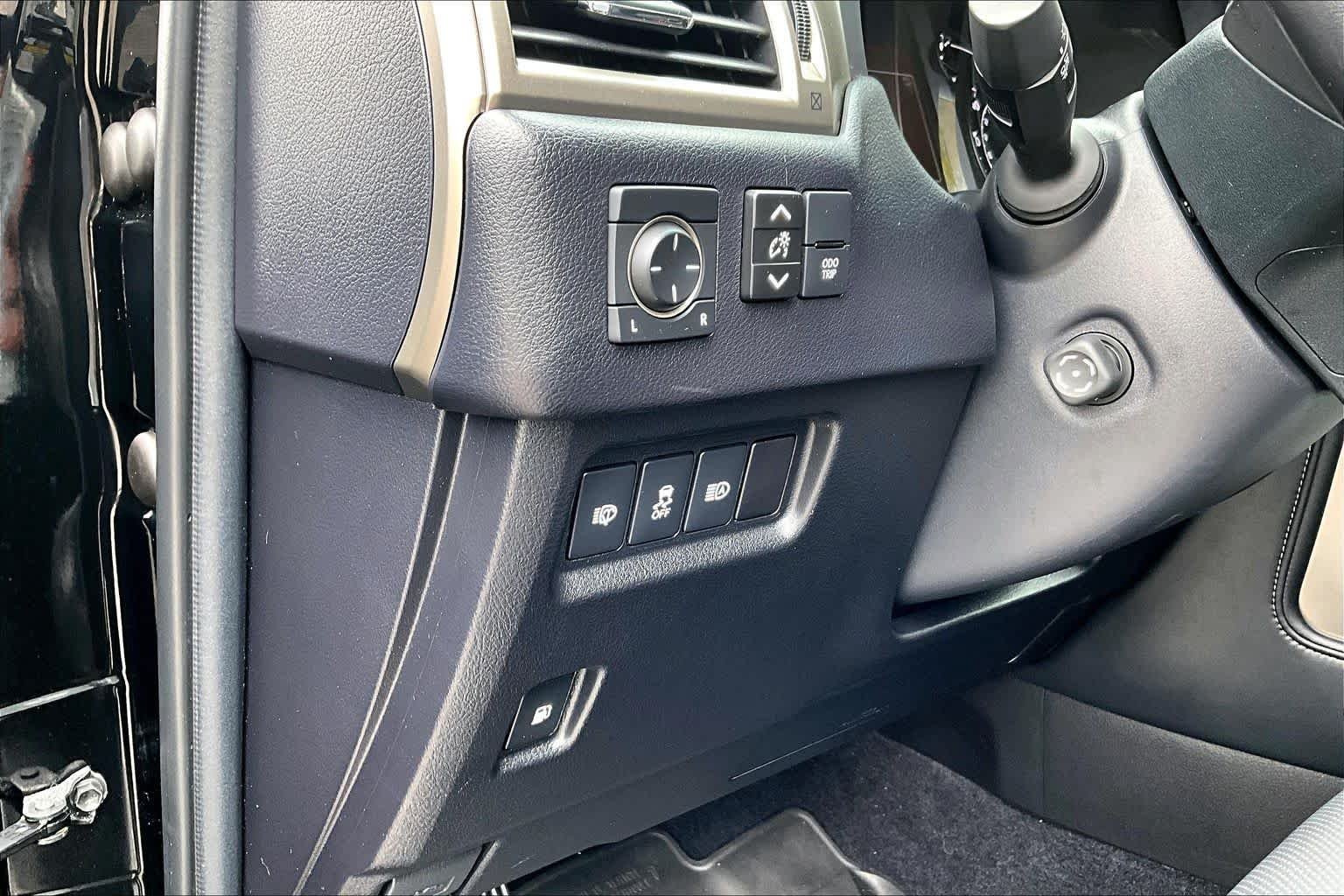 Certified Used 2020 Black Onyx Lexus Premium image 37