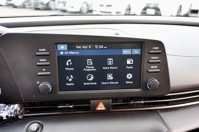 Used 2026 White Hyundai SEL Sport image 23