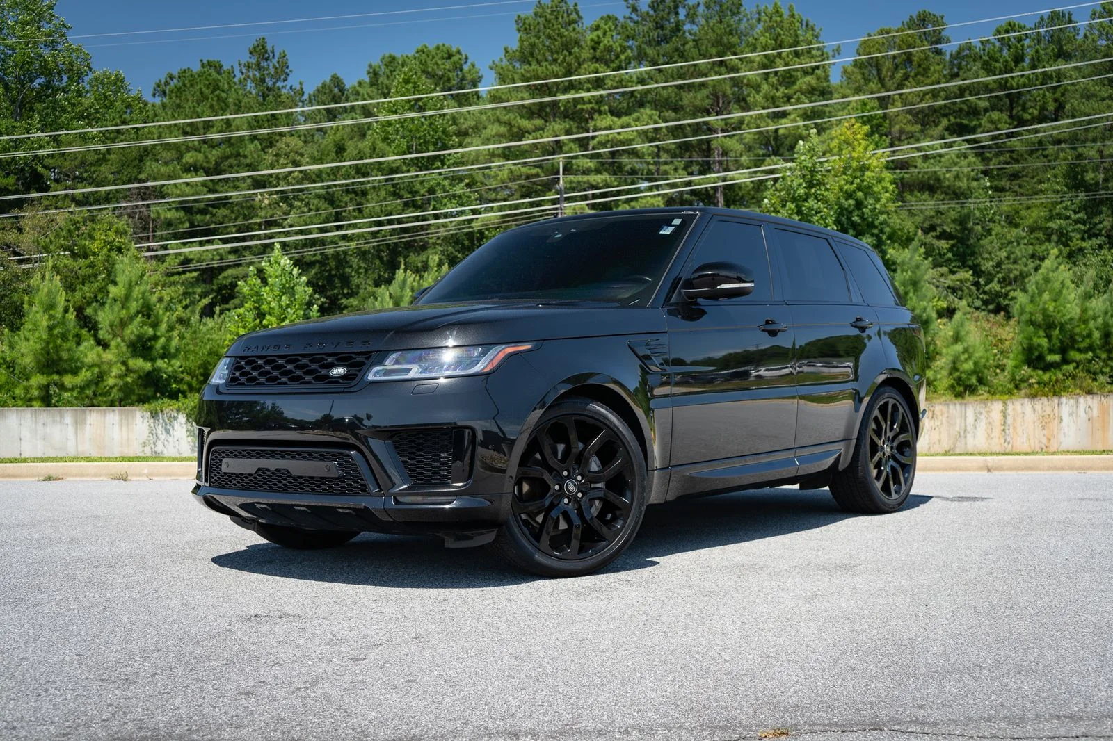 Used 2022 Black Land Rover HSE Silver Edition image 1