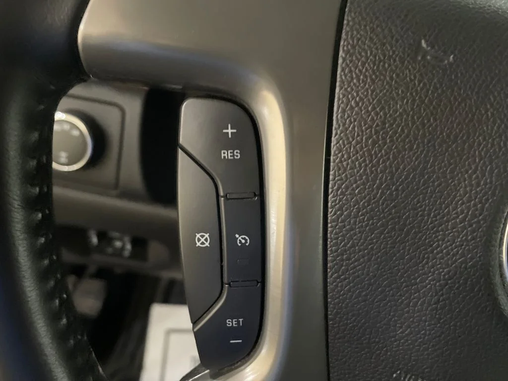 Used 2012 CARBON BLACK METALLIC GMC SLT image 14