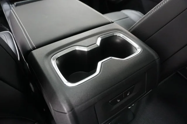 New 2025 Onyx Black GMC Max Range Denali image 37