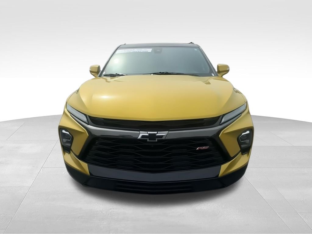 Used 2023 Yellow Chevrolet RS image 3
