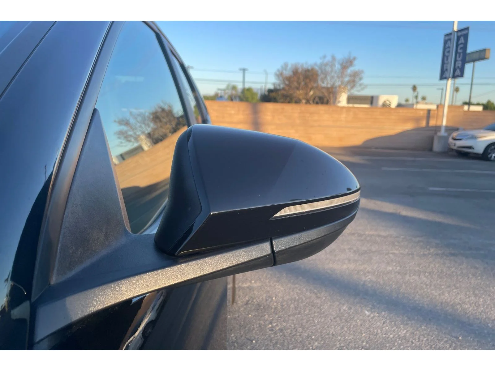 Used 2024 Phantom Black Hyundai SEL image 4