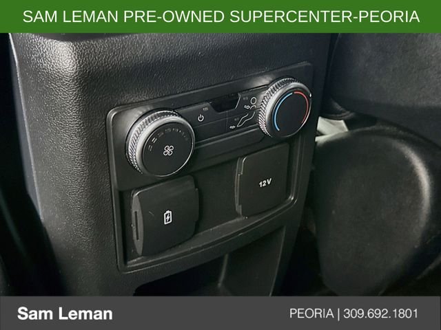 Used 2020 Black Ford XLT image 24