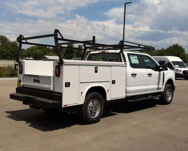 New 2026 Oxford White Ford XL image 6